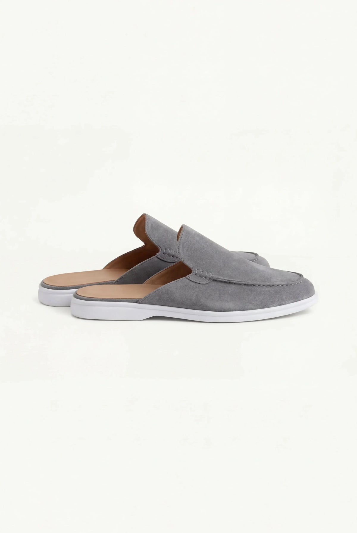 Graue Veloursleder-Yacht-Mule